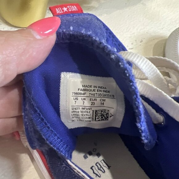 Converse All Star Baby Toddler 7 Chuck Taylor Canvas Stars & Stripes Shoes - Picture 3 of 8